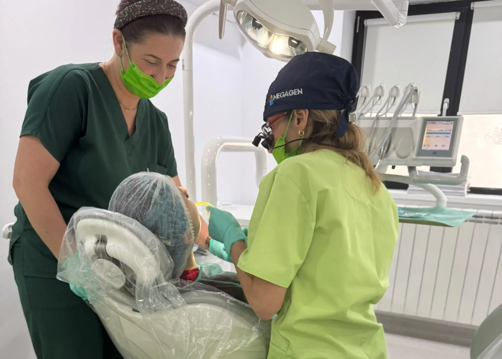 Tratament dentar modern - ?ntreb?ri frecvente Deni-Real Dent